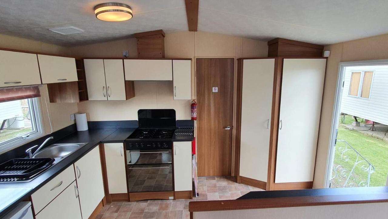 Hotel Olympic Holiday Caravan Selsey Esterno foto
